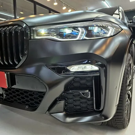 BMW X7 사틴블랙 전체랩핑+크롬딜리트+실내랩핑+라이트PPF 시공을 한번에! [트랜스폼팩토리] / 고양시 덕이동