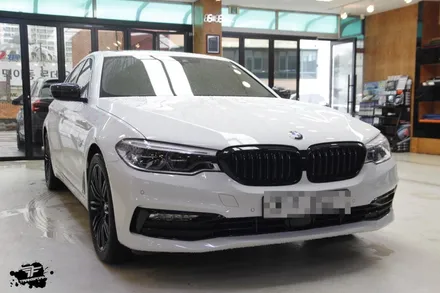 일산랩핑 전문 트랜스폼 bmw g30 윈도우 크롬 랩핑(크롬죽이기) / 고양시 덕이동
