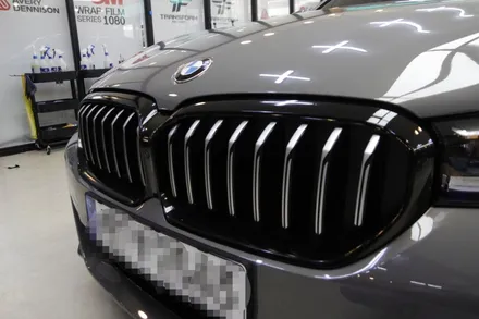 bmw 5시리즈 크롬죽이기 시공 by 일산랩핑 전문 트랜스폼팩토리 / 고양시 덕이동
