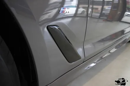 bmw 5시리즈 크롬죽이기 시공 by 일산랩핑 전문 트랜스폼팩토리 / 고양시 덕이동