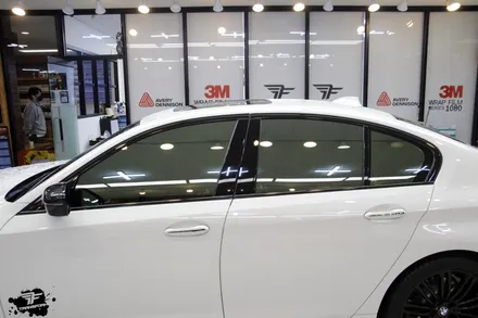일산랩핑 전문 트랜스폼 bmw g30 윈도우 크롬 랩핑(크롬죽이기) / 고양시 덕이동