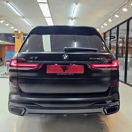 BMW X7 사틴블랙 전체랩핑+크롬딜리트+실내랩핑+라이트PPF 시공을 한번에! [트랜스폼팩토리] / 고양시 덕이동