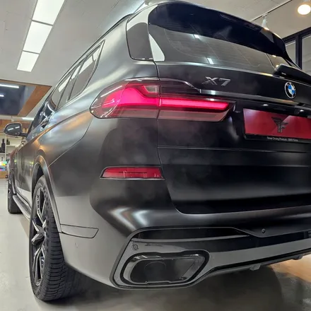 BMW X7 사틴블랙 전체랩핑+크롬딜리트+실내랩핑+라이트PPF 시공을 한번에! [트랜스폼팩토리] / 고양시 덕이동