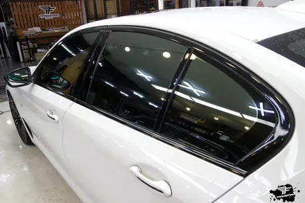 일산랩핑 전문 트랜스폼 bmw g30 윈도우 크롬 랩핑(크롬죽이기) / 고양시 덕이동