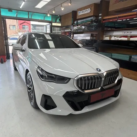 [일산랩핑] BMW G60 실내랩핑 기대 이상인걸? / 고양시 덕이동