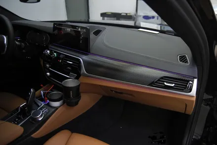 자동차 실내 랩핑 시공 사례(bmw 520i/무광 카본) / 고양시 덕이동