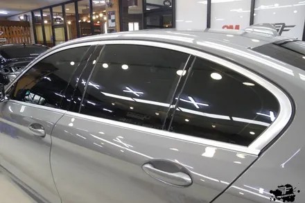 bmw 5시리즈 크롬죽이기 시공 by 일산랩핑 전문 트랜스폼팩토리 / 고양시 덕이동