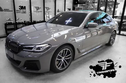 bmw 5시리즈 크롬죽이기 시공 by 일산랩핑 전문 트랜스폼팩토리 / 고양시 덕이동