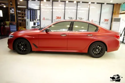 bmw 520d 사틴 뱀파이어 레드 전체랩핑 시공 / 고양시 덕이동