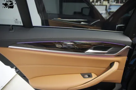 자동차 실내 랩핑 시공 사례(bmw 520i/무광 카본) / 고양시 덕이동
