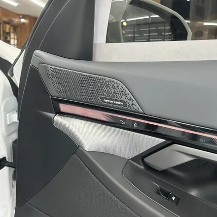 [일산랩핑] BMW G60 실내랩핑 기대 이상인걸? / 고양시 덕이동