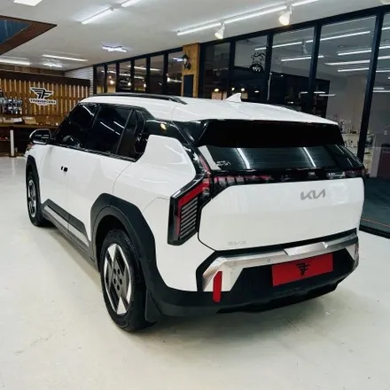 [일산랩핑] EV3 루프 투톤+크롬 딜리트 시공 / 고양시 덕이동