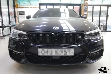 일산 랩핑 전문 bmw g30 사틴블랙 전체랩핑+아이나비qxd5000블랙박스 장착 / 고양시 덕이동