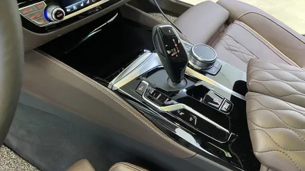 BMW G30 실내랩핑 / 고양시 덕이동