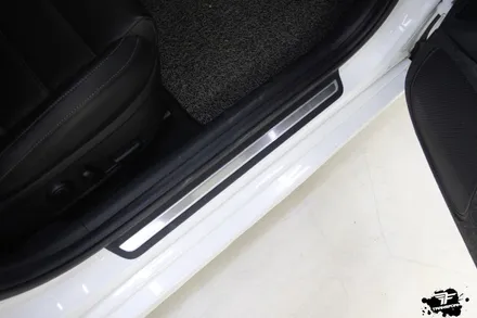 스팅어 led컵홀더,도어캐치,무빙도어스커프 풀패키지 시공 / 고양시 덕이동
