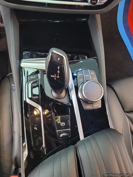 bmw g30 실내 랩핑 (3m/매트릭스 블랙) / 고양시 덕이동