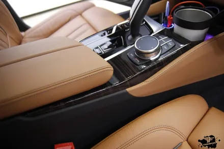 자동차 실내 랩핑 시공 사례(bmw 520i/무광 카본) / 고양시 덕이동