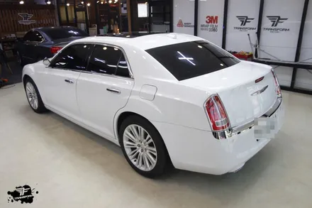 일산 랩핑 전문 트랜스폼 크라이슬러 뉴300C 루프스킨 시공 / 고양시 덕이동