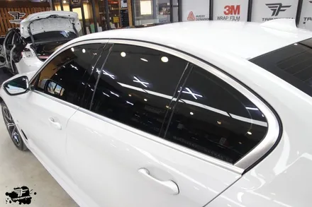 일산 랩핑 bmw g30 창문테두리+에이브리더 부분 랩핑 / 고양시 덕이동