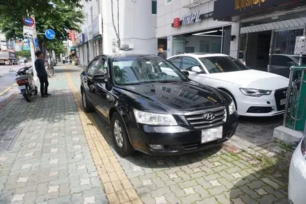 광진구 열차단썬팅 NF소나타 저렴한 금액으로 기존 필름제거후 아이나비칼트윈AX재시공!! / 서울 중랑구 망우동