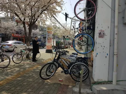 중랑구 신차썬팅, 현대자동차 베뉴 아이나비칼트윈AX 전체시공 및 만도블랙박스 Z7 장착! / 서울 중랑구 망우동