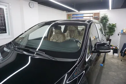 광진구 기아자동차 대표 패밀리카 더뉴카니발 신차패키지 + 신차검수 + 만도레이노썬팅 + 파인뷰LX2000 블랙박스 장착! / 서울 중랑구 망우동