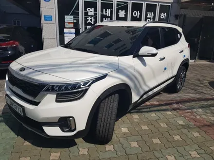 중곡동 썬팅 전문시공점 틴플! 기아자동차 셀토스 만도레이노M90 전체시공 및 파인뷰LX2000 블랙박스 장착! / 서울 중랑구 망우동