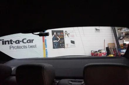 벤츠 W205 뉴C클래스 C200 AMG LINE 틴트어카 썬팅(볼레+미드나잇),에코파워팩 10C, 아이나비 QXD950 VIEW BLACK 시공기 (안산 썬팅 : 안산 틴트어카)