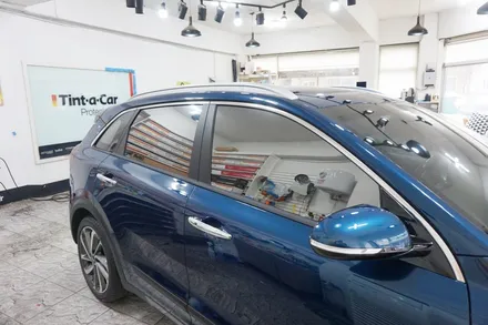 니로차량에 틴트어카 썬팅, 파인뷰 LX300, 신차검수가 포함된 신차패키지 시공완료 BY 안산 신차검수, 안산 썬팅, 안산 블랙박스 전문점 안산 틴트어카, 틴트어카 안산호수점