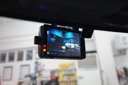 아반떼 AD 벨류플러스 풀 패키지 시공은 안산 썬팅 전문점 안산 틴트어카에서 (틴트어카 썬팅, 몬스터5 네비매립, GI-700블랙박스 장착, 하이패스 장착)