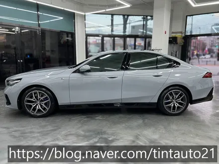 면목동 썬팅 BMW520i 윈도선팅 (솔라가드 프리미엄 퀀텀) / 서울 중랑구 면목동