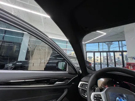 면목동 썬팅 BMW 530i 신차패키지(솔라가드 프리미엄 퀀텀) / 서울 중랑구 면목동