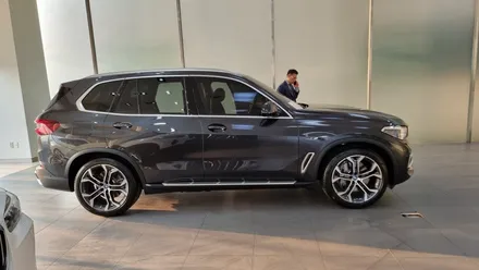BMW X5 45E (리어 모니터 작업) / 서울 중랑구 면목동