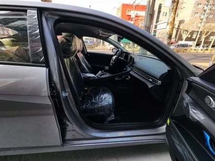 은평구 썬팅 [루마썬팅 은평대조점] 날렵한 아반떼가 버텍스900과 아이나비 Z9500을 만났어요 / 서울 은평구 대조동