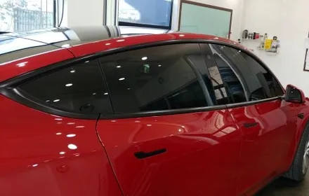부천 테슬라 모델Y RWD 레드멀티코트 열차단썬팅 잘하는곳 틴팅팩토리 / 부천 소사구 옥길동