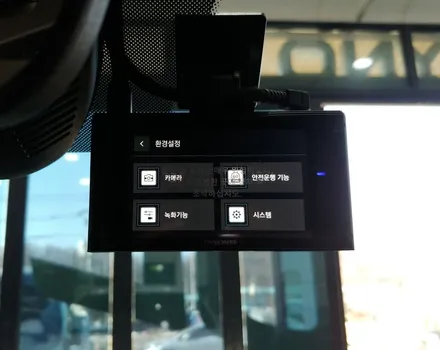 더뉴싼타페 하이브리드 출고 후 썬팅 블랙박스 기본 신차패키지도 틴팅팩토리에서 / 부천 소사구 옥길동