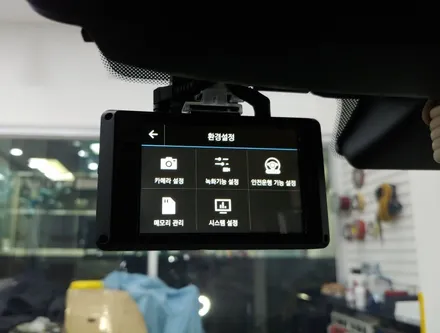 캐스퍼 가성비 신차패키지 레이노썬팅 S9 + 아이나비 블랙박스 Z7000 조합 / 부천 소사구 옥길동