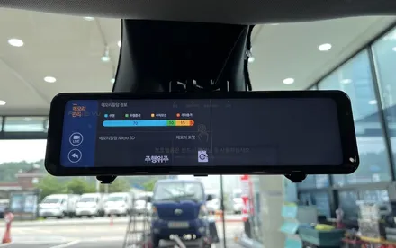 [공지] 테슬라 모델Y 다이아몬드블랙 에버그린 반반사썬팅 + LX7 룸미러형 블랙박스와 보조배터리 장착 / 부천 소사구 옥길동