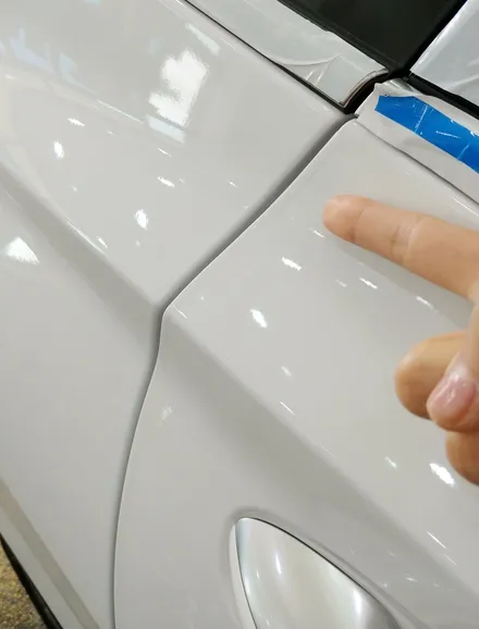 [틴팅팩토리] 더뉴싼타페 화려한 반사썬팅 + 화질좋은 블랙박스 그리고 방음 부천신차패키지 / 부천 소사구 옥길동