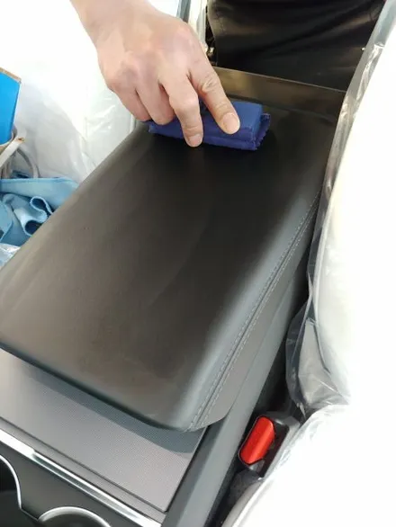 부천 모델3 하이랜드 썬팅과 화이트 가죽 시트코팅 맡겨만주세요 / 부천 소사구 옥길동