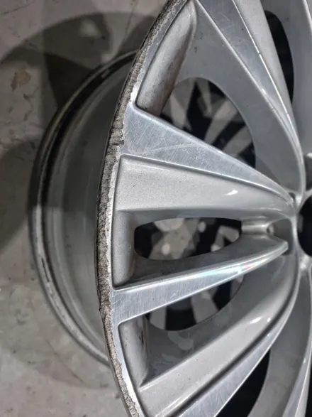 BMW 5GT F07 다이아몬드 컷팅 휠 복원 금호 윈터 크래프트 WP72 타이어 교체 / 인천 서구
