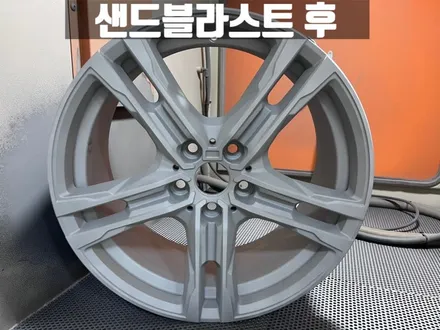 인천휠복원 BMW F40 118d M 스포츠 유광 블랙 18인치 휠 복원 비용은 / 인천 서구