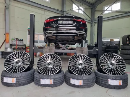 벤츠 W221 S500 차량 W223 마이바흐 컨버전 휠 타이어 교체 / 인천 서구