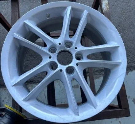 인천휠복원 BMW 3시리즈 휠 복원과 굴절 수리 허브스페이스 장착 타이어 교체까지 한 번에 / 인천 서구