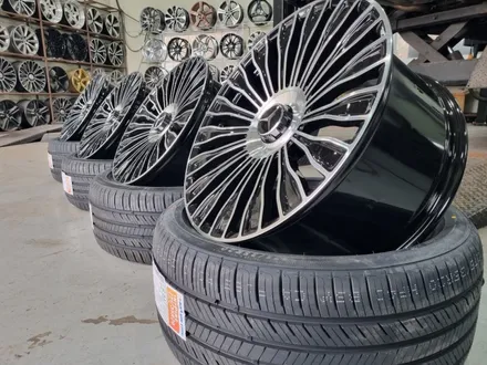 벤츠 W221 S500 차량 W223 마이바흐 컨버전 휠 타이어 교체 / 인천 서구