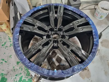 인천 BMW 7시리즈 G70 740d 휠 캘리퍼 도색 허브스페이스 장착 / 인천 서구