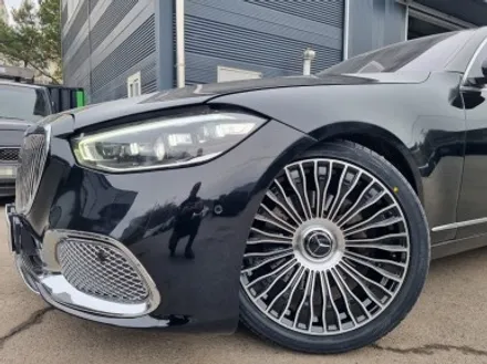 벤츠 W221 S500 차량 W223 마이바흐 컨버전 휠 타이어 교체 / 인천 서구