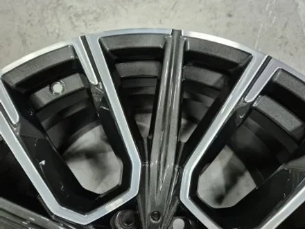 BMW휠복원 인천 BMW G12 740Ld 7시리즈 휠 복원 / 인천 서구