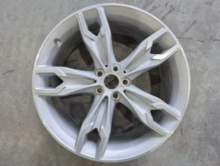 BMW휠도색 인천 김포 BMW G30 M550d 20인치 골드 휠 도색 / 인천 서구