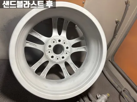 인천휠복원 BMW 3시리즈 휠 복원과 굴절 수리 허브스페이스 장착 타이어 교체까지 한 번에 / 인천 서구